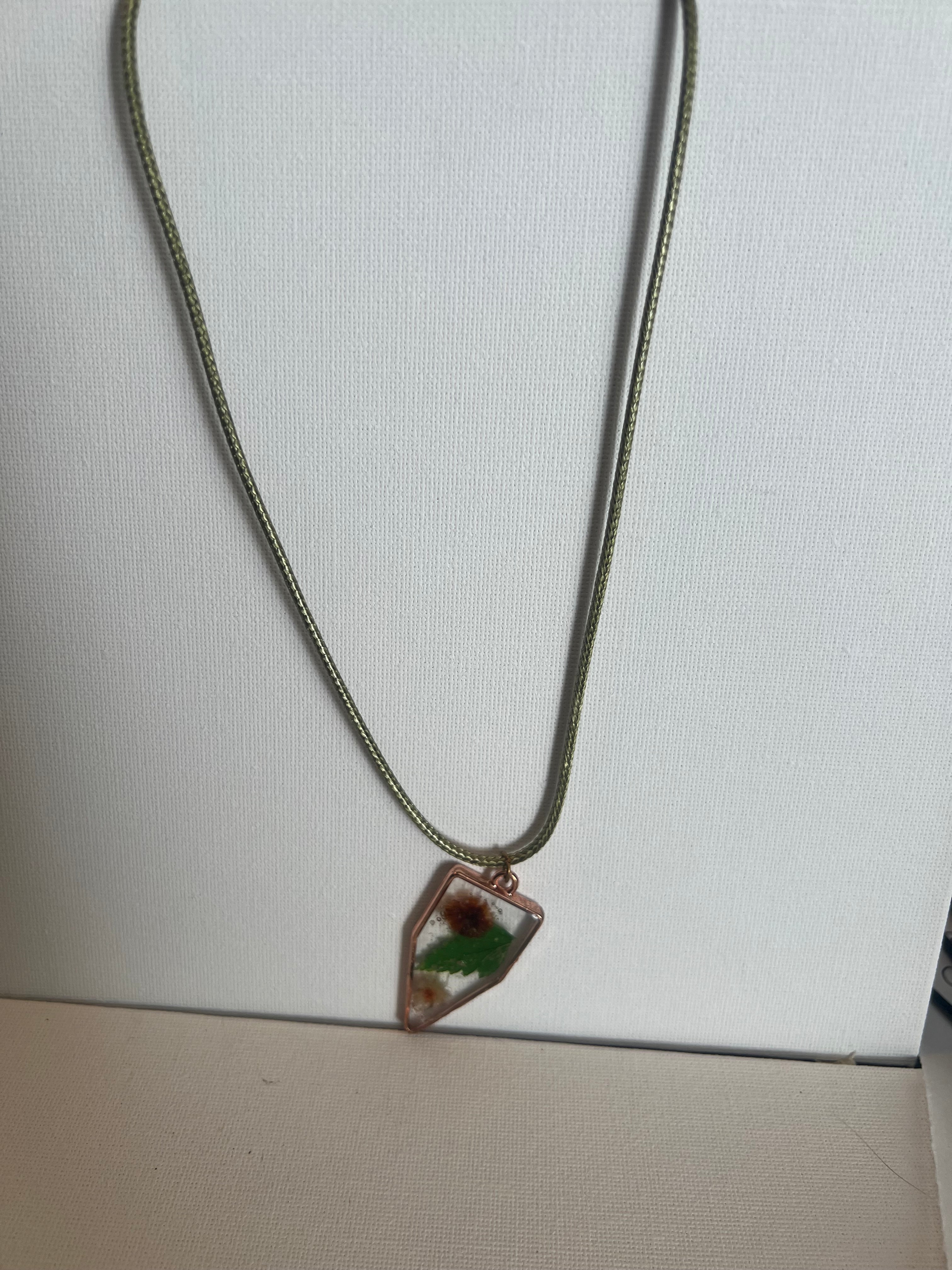 Floral resin necklace